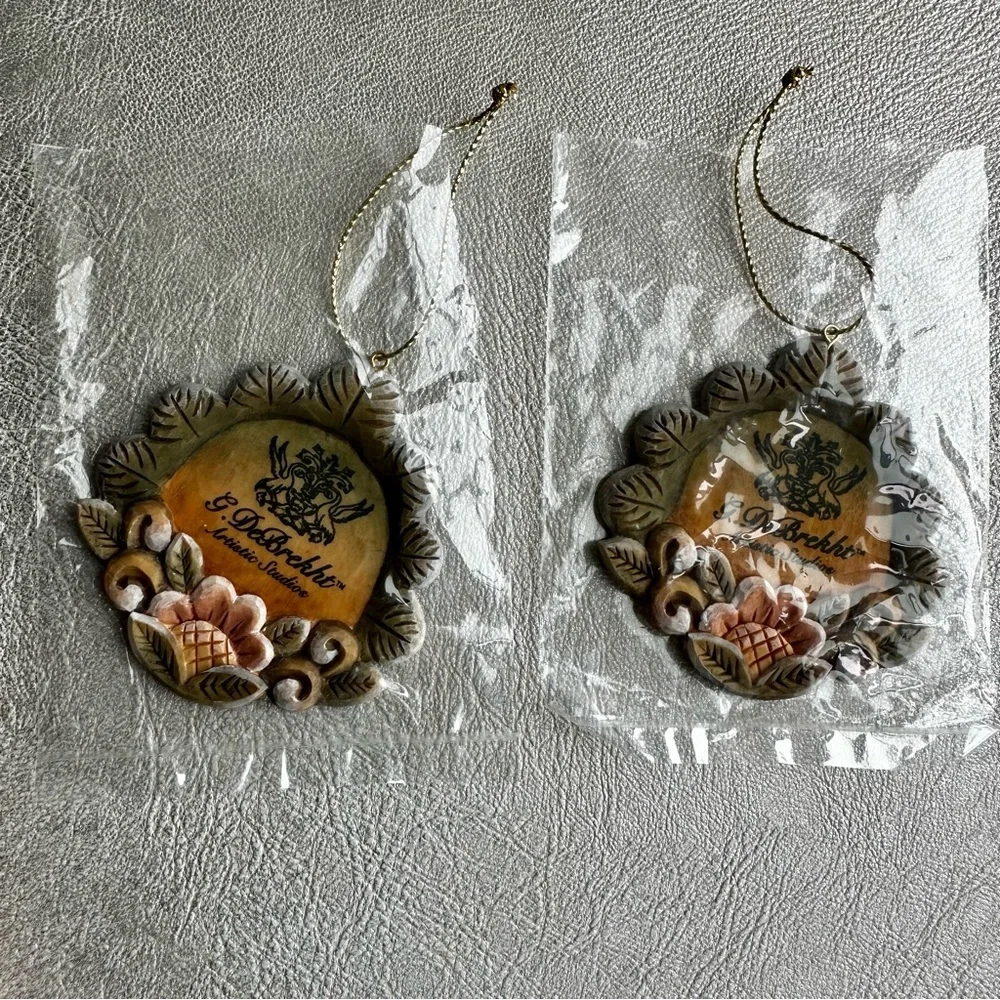 G.DEBREKHT Hand Painted Debrekht Flower Ornament Brand New